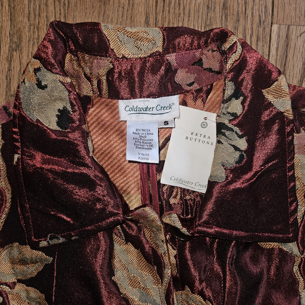 Vintage Coldwater Creek burgundy floral velvet button-up jacket - Picture 3 of 5
